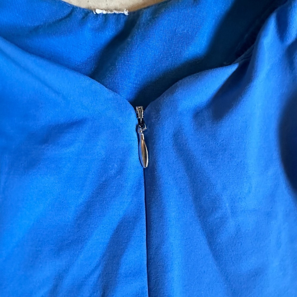 🌻 4/$25 Lululemon High Neck Zip Up Periwinkle Racerback Top w/Built In Bra - Picture 3 of 8